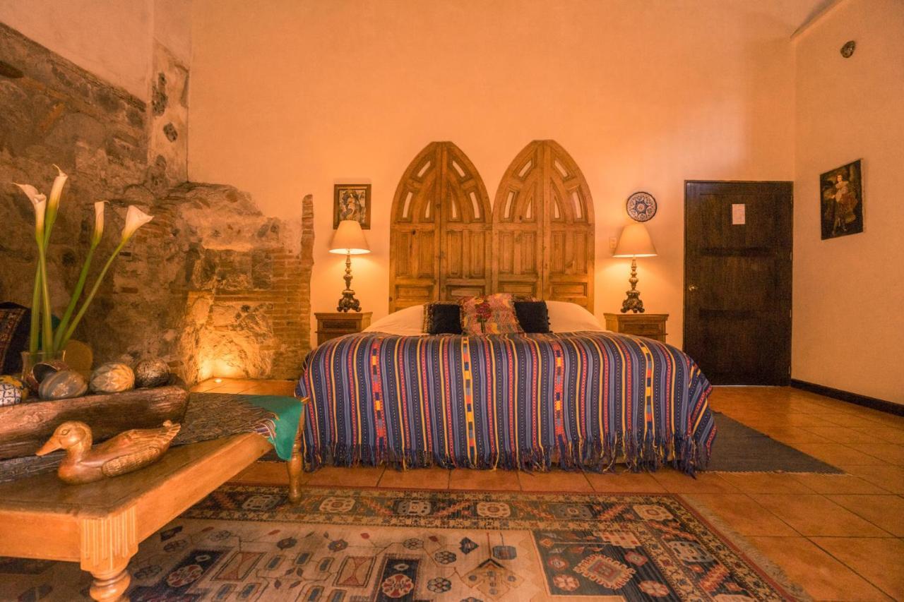 Hotel Sor Juana Antigua Екстер'єр фото
