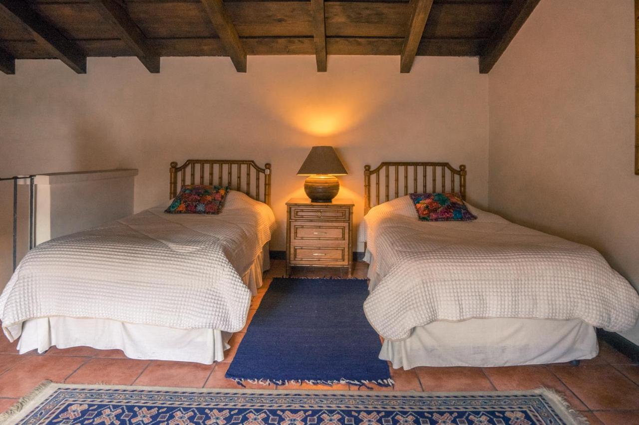 Hotel Sor Juana Antigua Екстер'єр фото