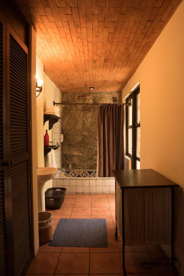 Hotel Sor Juana Antigua Екстер'єр фото